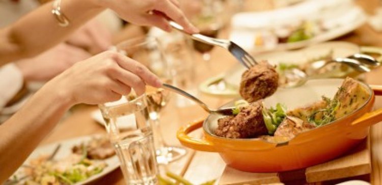 Litoralul: de la localuri de fiţe la fast-food